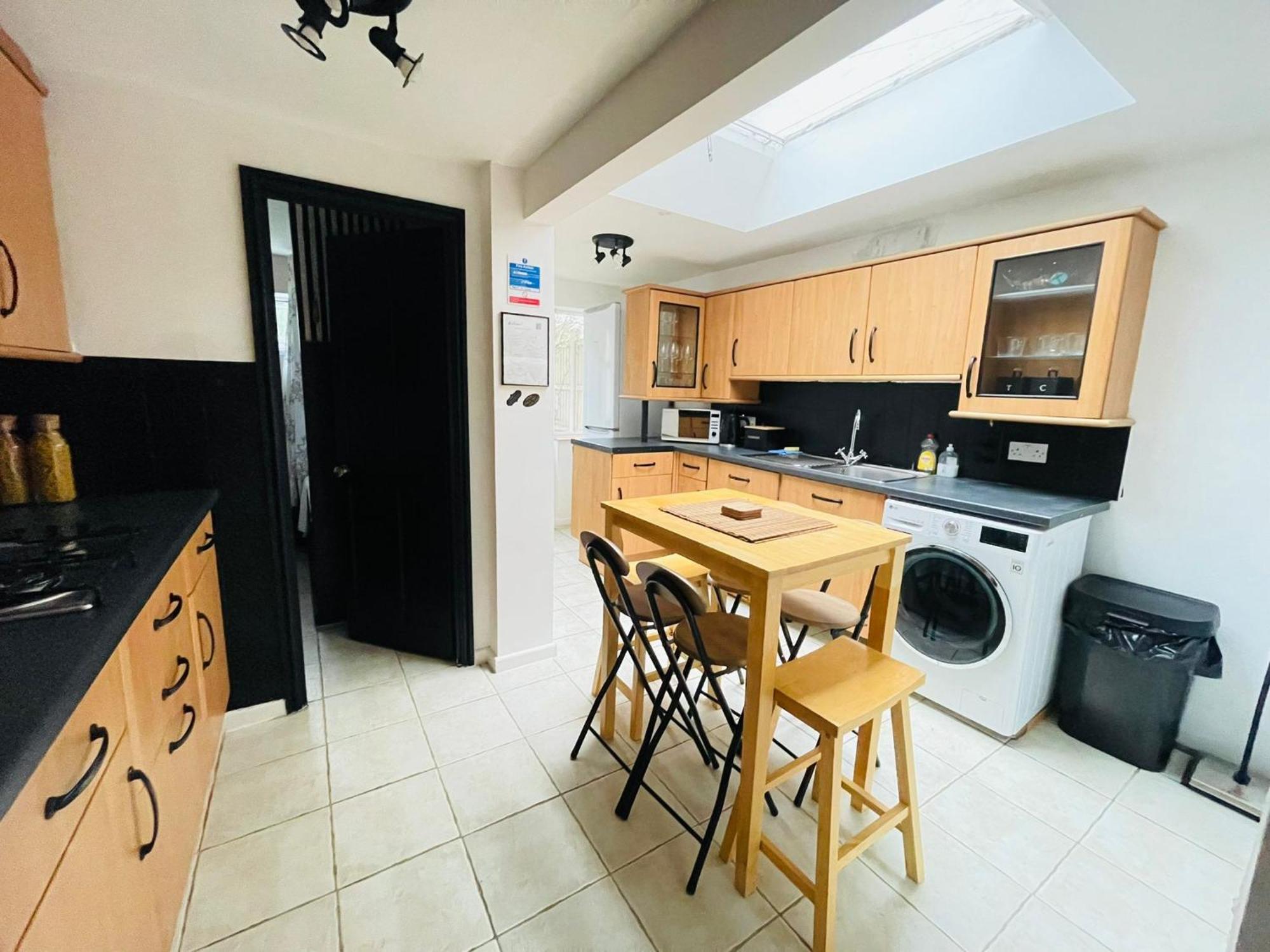 Lovely Dog Friendly, 3 Bed Home Sleeps 8, With Parking & Fenced Garden Work Contractor Leisure, Jasper CBG Exterior foto