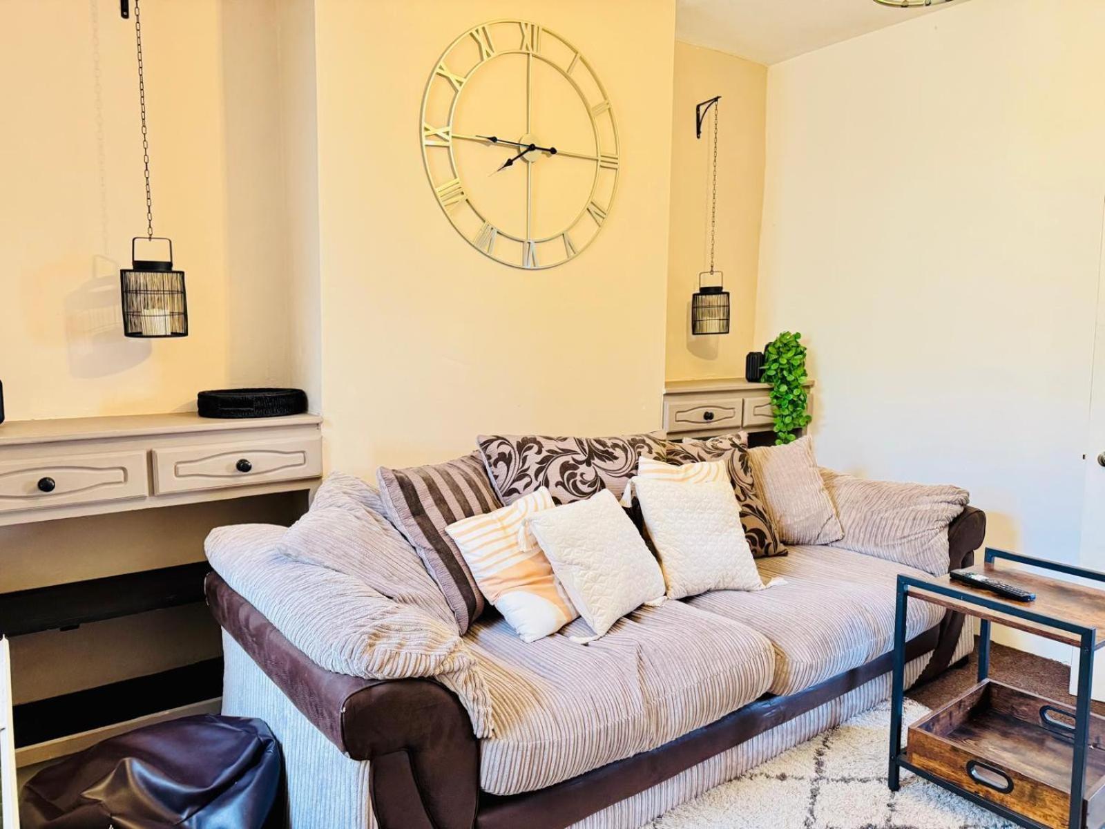 Lovely Dog Friendly, 3 Bed Home Sleeps 8, With Parking & Fenced Garden Work Contractor Leisure, Jasper CBG Exterior foto